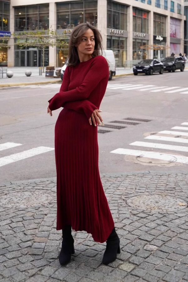 Round neck tight knitted dress women's  retro long sleeve mid-length dress